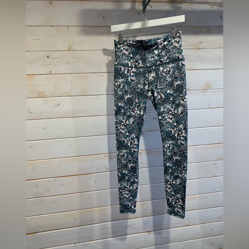 GAIAM | Teal Floral Workout Leggings